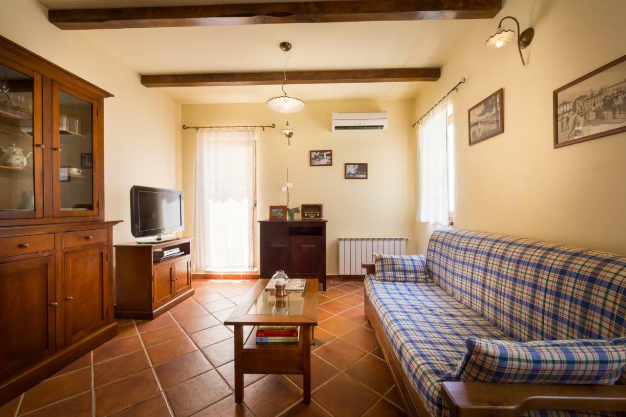 Apartmani Hrelja Labinci Exterior photo